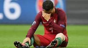 Роналдо е арогантен и тъп, а Шави е Дева Мария... Хайде стига