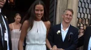 СНИМКА: Швайнщайгер се ожени за Ана Иванович