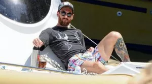 СНИМКА: Меси си татуира... Адни Керъл?! 