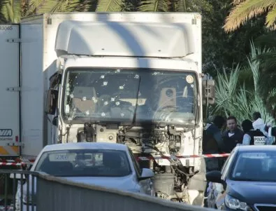 Съпругата на нападателя от Ница е на разпит в полицията
