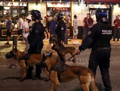 Спецслужбите във Франция разбиха терористична клетка и предотвратиха атентат 