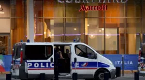 Над 100 000 полицаи на крак във Франция в деня на финала