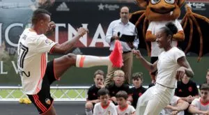 ВИДЕО: Нани с нестандартно представяне във Валенсия