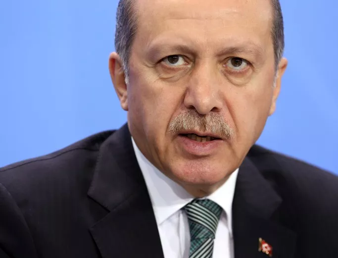 Ердоган заплаши "Хюриет" заради репортаж за напрежение между правителството и армията
