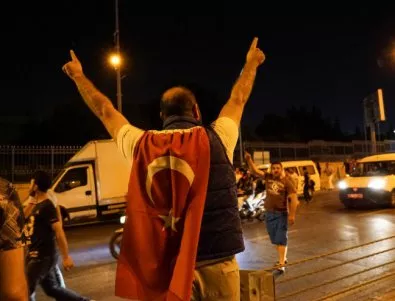 След чистката 60% от турското министерство на отбраната ще е от цивилни 