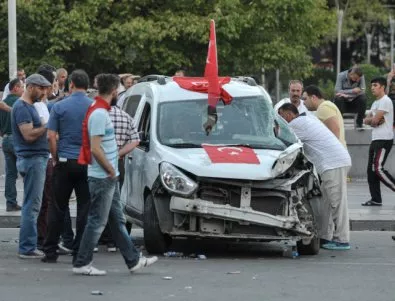 Близо 200 турски военни все още се укриват след преврата