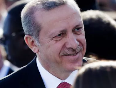 Ердоган посети две болници в Истанбул, без да дава обяснения защо