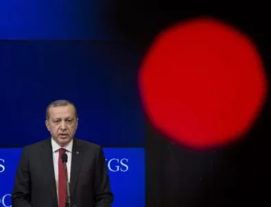 Защо Германия приема Ердоган с държавен банкет?