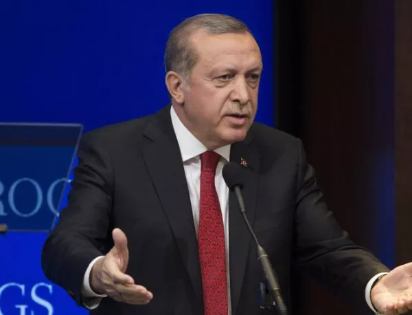 Ердоган към турския народ: Запазете спокойствие