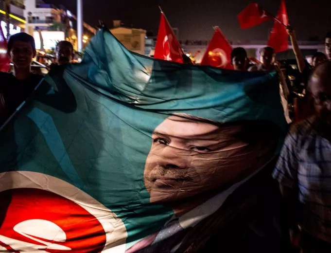 България тихомълком е предала хора, правили скандални разкрития за турската власт