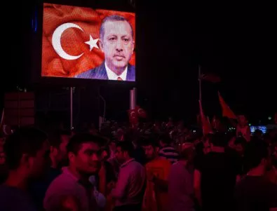 Светът през 2016 година: Неуспешният преврат в Турция