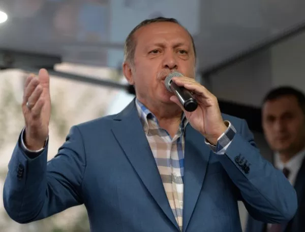 Популярността на Ердоган скочи след опита за преврат