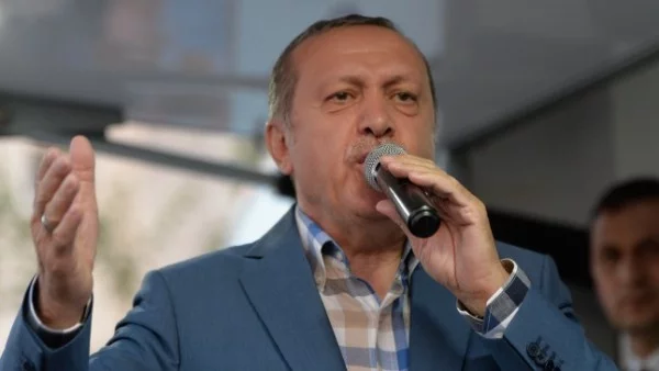 Ердоган: Турция няма да преговаря с Асад, той е убиец 