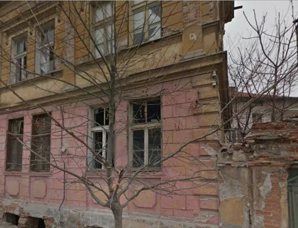 За 10 години са съборени 18 опасни сгради в Асеновград