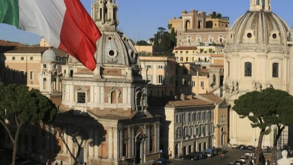 Италия е готова да намали проектобюджетния си дефицит