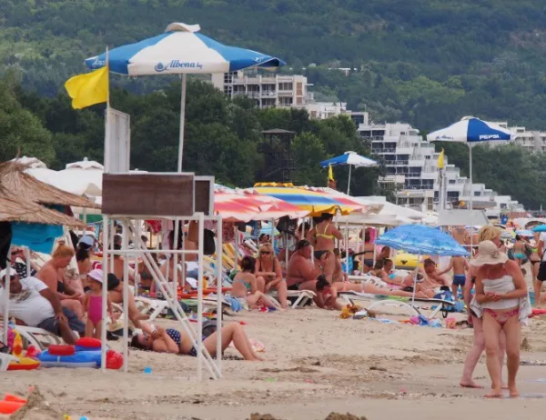 Ангелкова: Близо 7,5 млн. чужди туристи са посетили България до септември