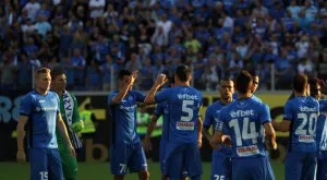 {{ otherArticle[0].article.title }}