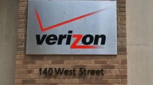 Официално: Verizon придобива Yahoo 