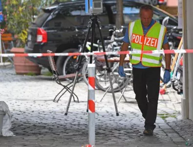 В Германия арестуваха трима за връзки с терористична организация