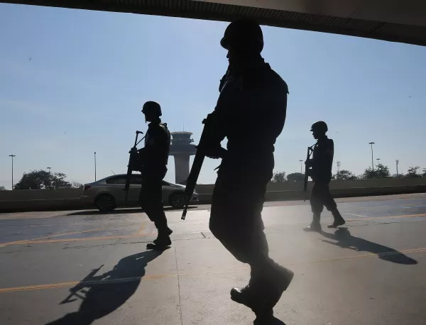 Бразилия изпрати армията в една от щатските столици заради стачка на полицаи
