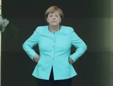 Коалицията на Меркел увеличава преднината си преди изборите в Германия