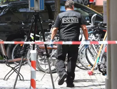 Близо 100 учители и ученици пострадаха при странен инцидент в германско училище