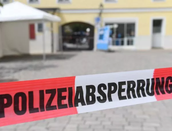 Взрив пред офис на миграционната служба в Германия*