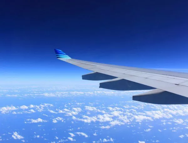 Полет за София закъсня заради съмнителен пътник