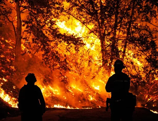 Гърция започна да овладява пожарите