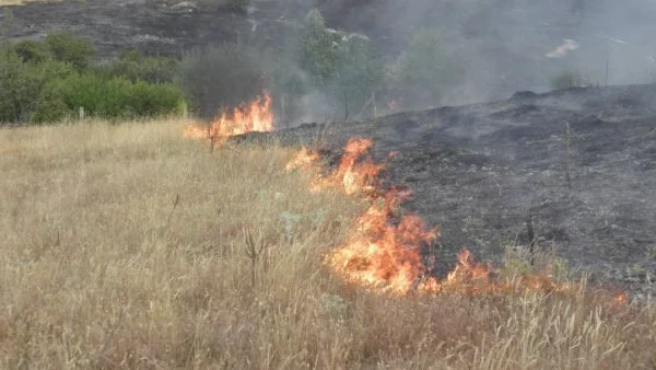 Червен код за опасност от пожари в 15 области 