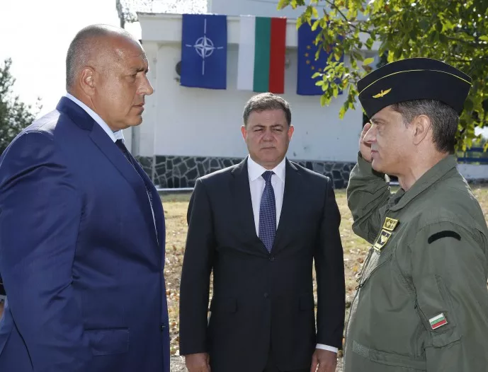 България не иска да признае присъствието на американски военни