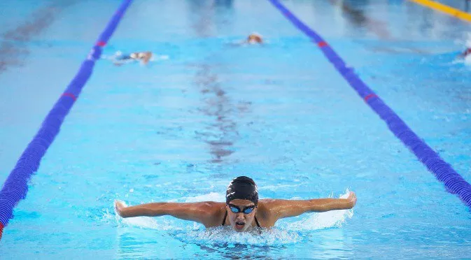 Златен медал и нов световен рекорд за Катинка Хошсу на 400 метра съчетано плуване