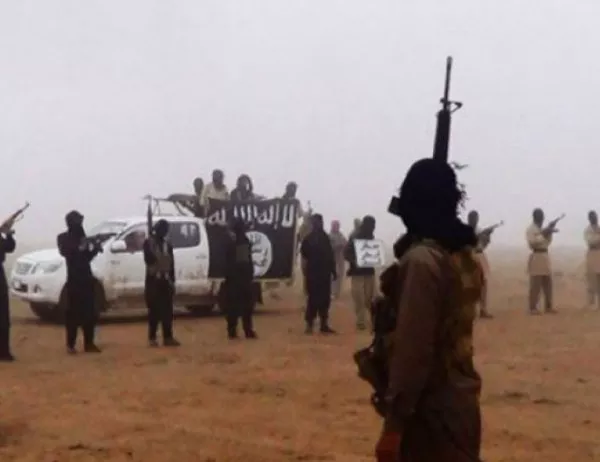 "Ислямска държава" и "Ал Кайда" може да опитат да си сътрудничат