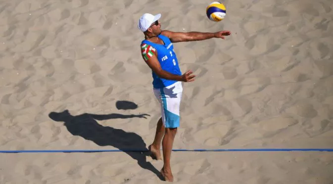 Суперзвездата на плажния волейбол в Рио 2016 е двойник на 100 кила 