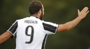 Серия А смачка Примера, Бундеслигата и Лига 1, поне по трансфери