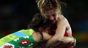 Янкова е на четвъртфинал след невероятен обрат над рускиня