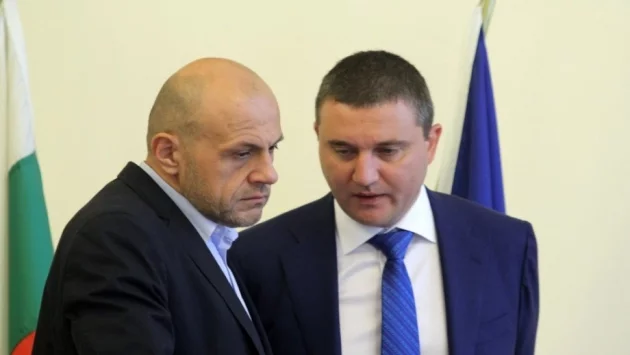 Дончев: Изнесените от Божков скрийншотове потвърждават казаното от Горанов, че двамата са се виждали