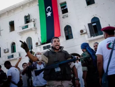 Либия се надява на военна помощ от Русия