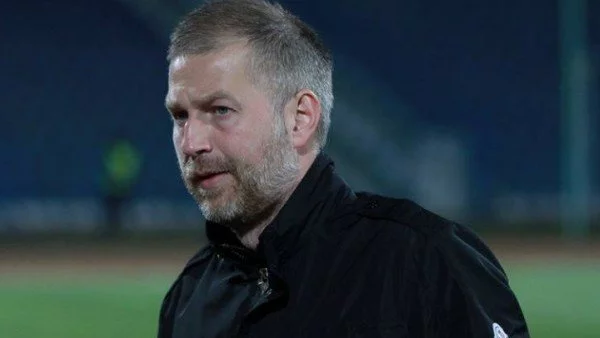 Новият треньор на ЦСКА впечатли феновете на срещата