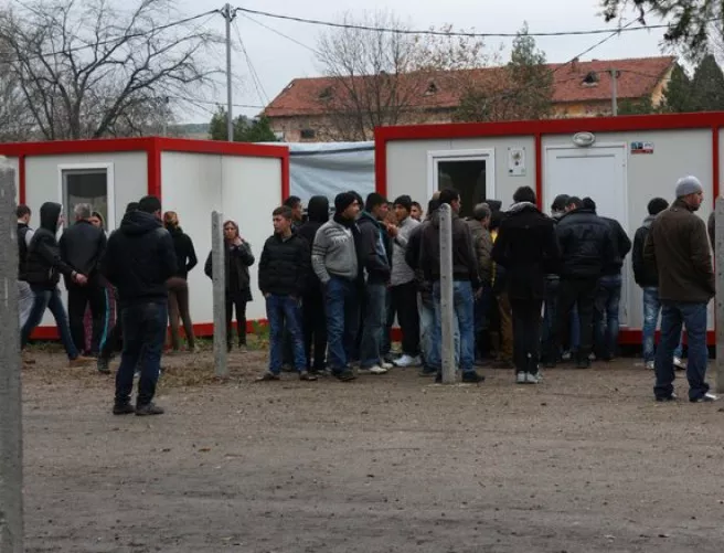 Пълна лъжа: България не може да връща мигранти без документи
