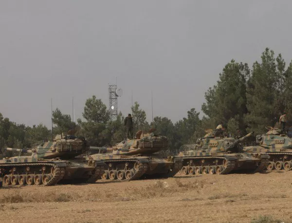Турция изпрати още 4 танка в Северна Сирия