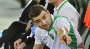 {{ otherArticle[0].article.title }}