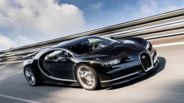 Bugatti Chiron става хибрид