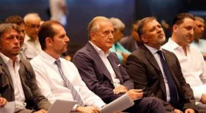 Новите шефове в Левски искат разрешение от феновете за трансфер