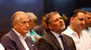 {{ otherArticle[0].article.title }}