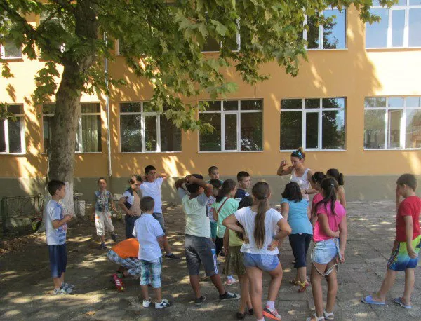 За около 17 училища ще има конкурс в Бургас