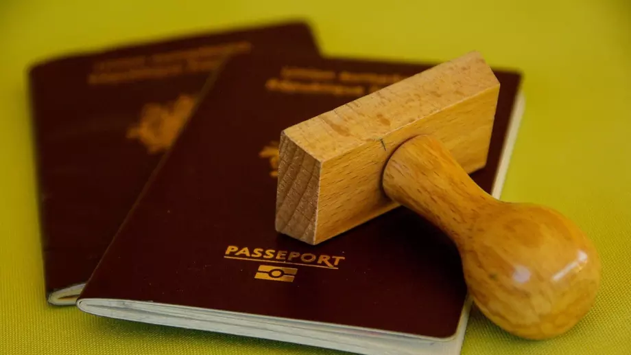 Народното събрание казва последната си дума за отмяна на "златните паспорти" 