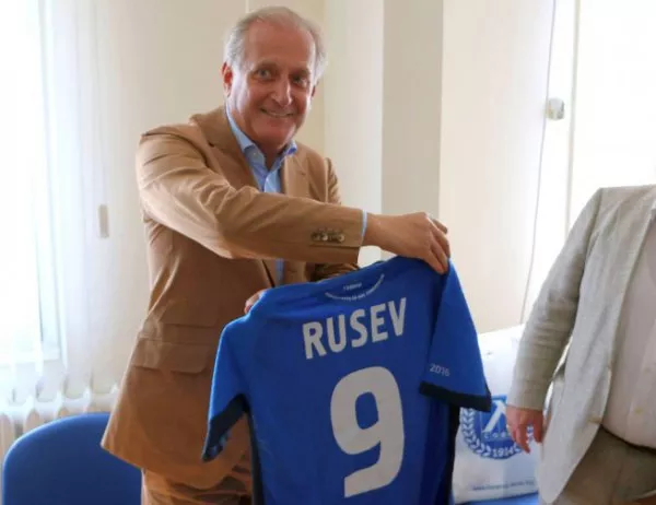 Спас Русев кани голяма компания да стане спонсор на "Левски"