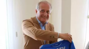 {{ otherArticle[0].article.title }}