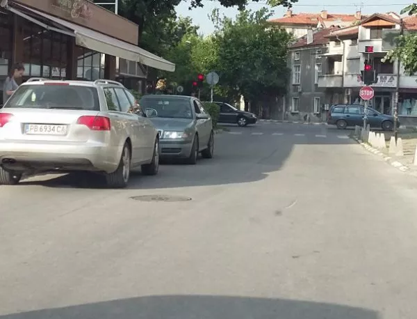 Забраняват паркирането около туристически места в Асеновград